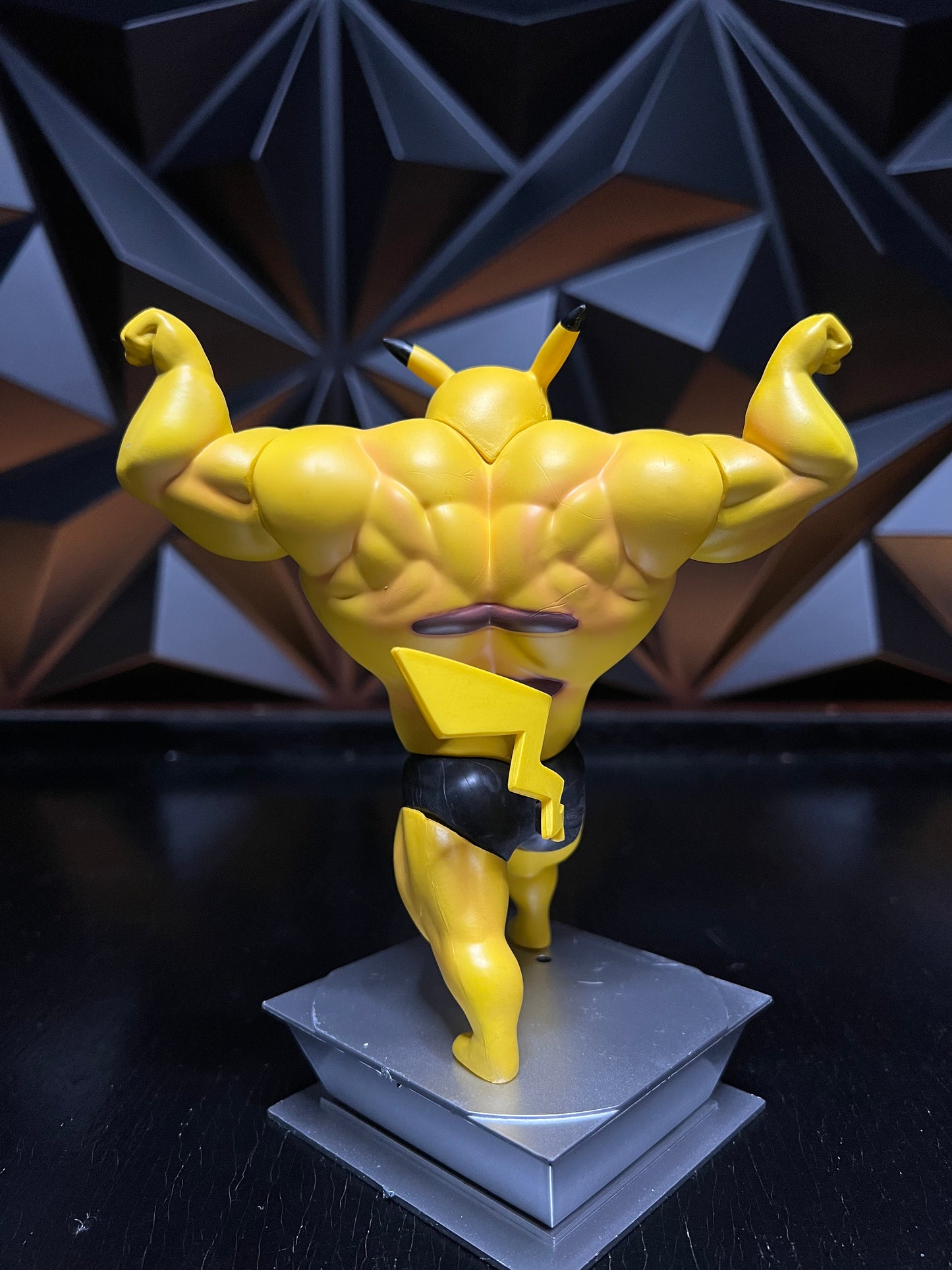 BUFF PIKACHU